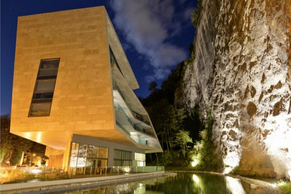 MIETE - exclusive 3-Zimmer-Terrassen-Wohnung